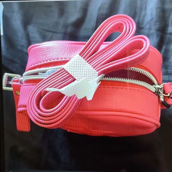 Brand New In Package JEFFREE STAR VALENTINES HEART SHAPE BAG - Picture 5 of 8